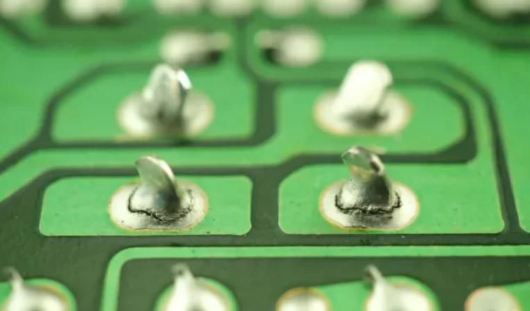 10 Problemas y Fallos Para Reparar Amplificadores a Valvulas de Guitarra 4 Soldaduras frias